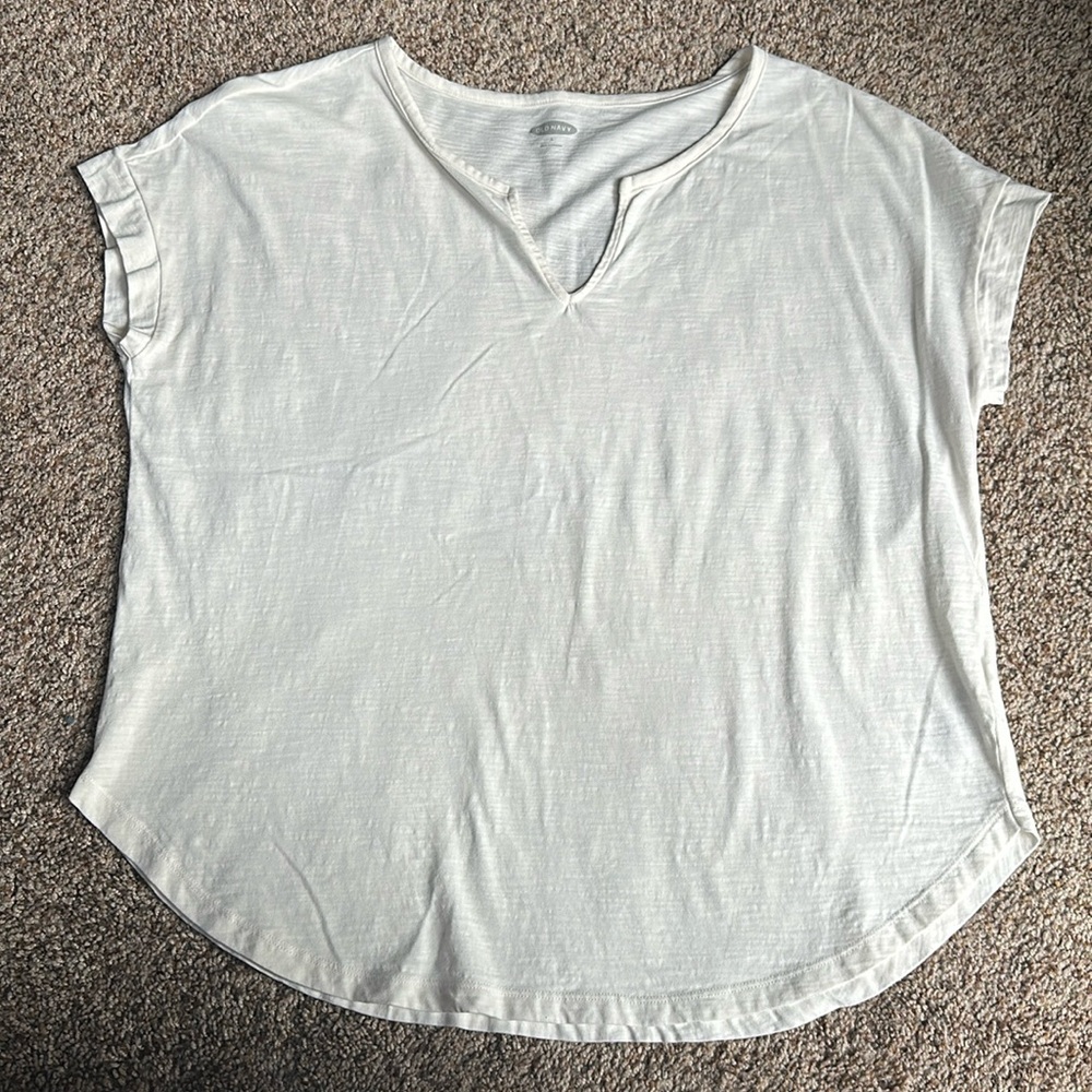 Old Navy tee with capped sleeves